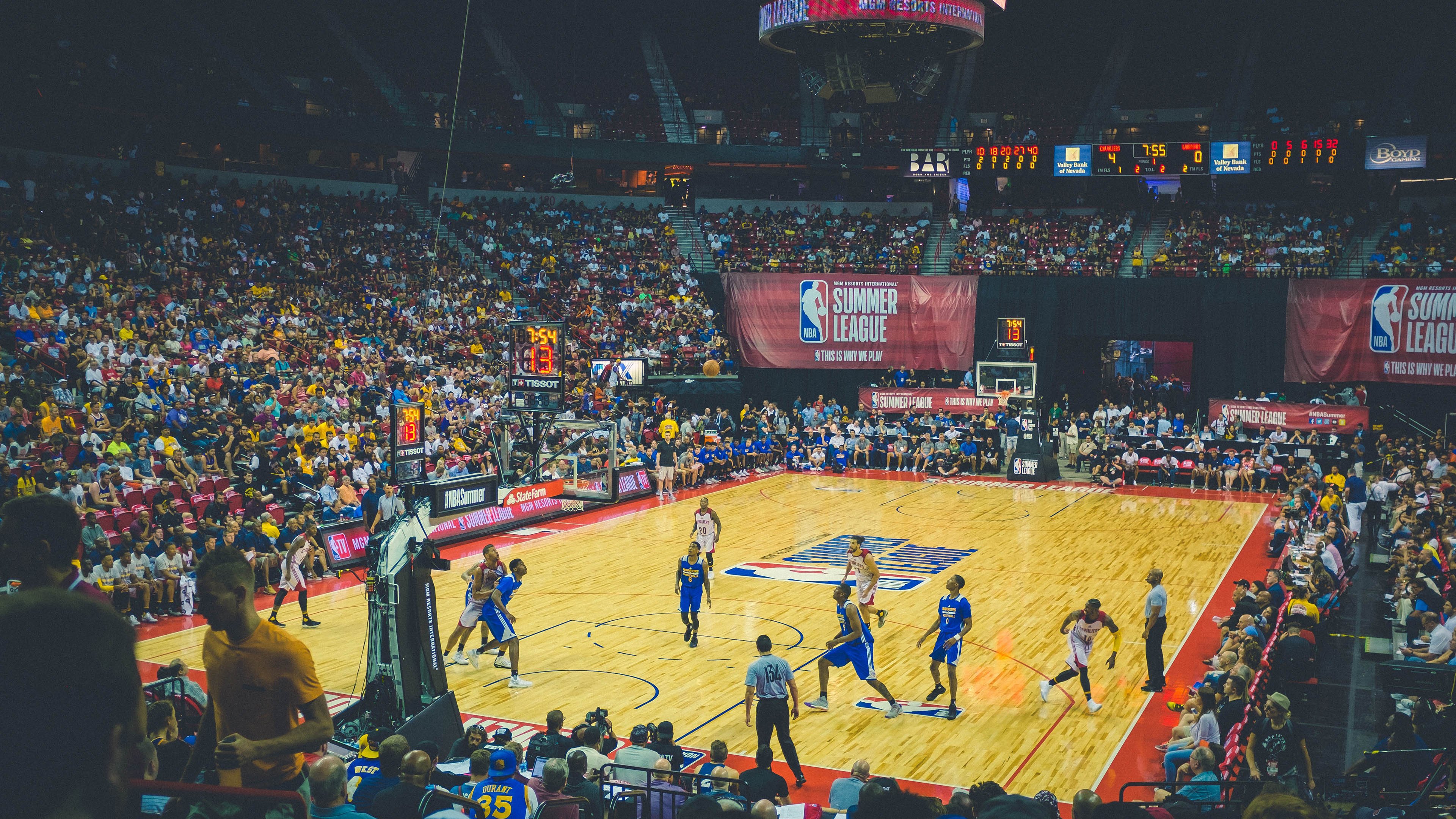 详细阅读:开云官网入口-亚特兰大双前锋配合打破得分沉寂,亚特兰大前锋被绿 开云官网入口-亚特兰大双前锋配合打破得分沉寂,亚特兰大前锋被绿